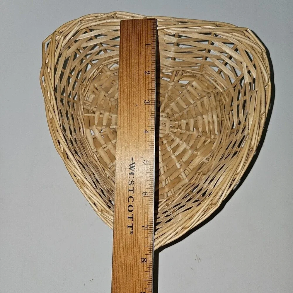 vintage Heart shaped‎ basket